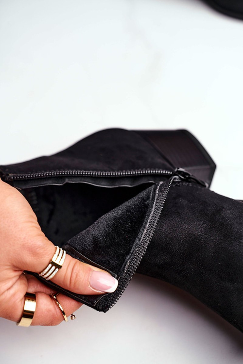 Dámské kotníkové boty na podpatku černé Discretely