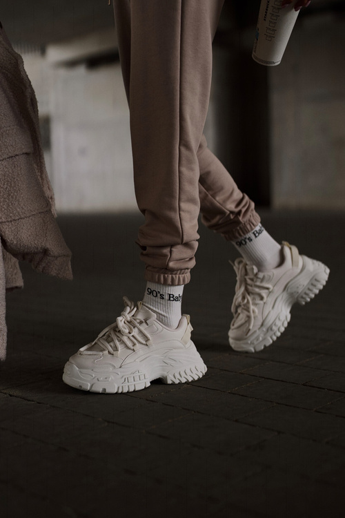 Dámske tenisky na masívnej podrážke svetlo béžové Nevela