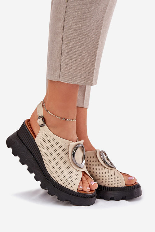 Dámské Kožené Sandály Na Klínu S Ozdobou Béžové Artiker 56C0111