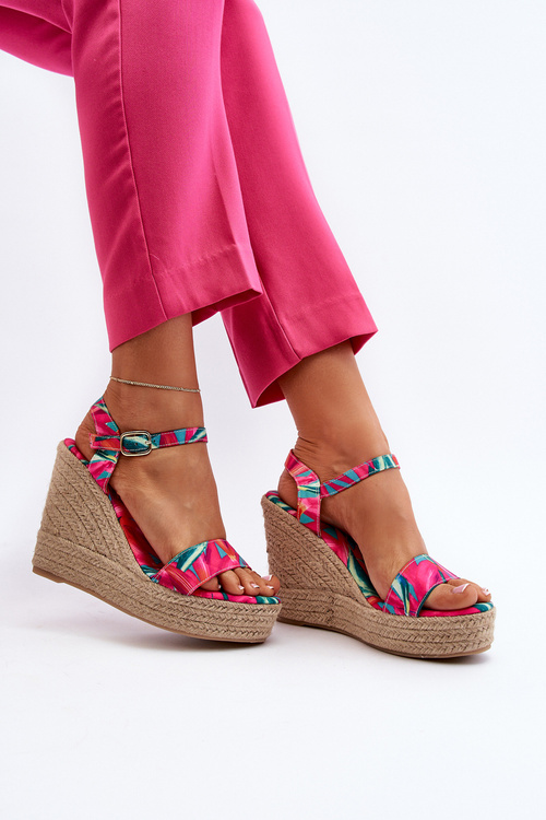 Vzorované sandály na klíně z proutí Fuksie Anihazra