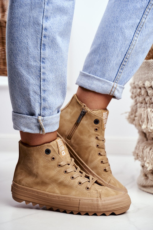 Dámske tenisky s veľkou hviezdou High Izolované Camel GG274072