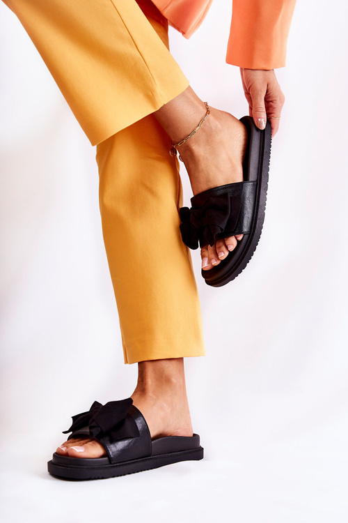 Klasické dámské kožené pantofle s mašlí Černá Dessy