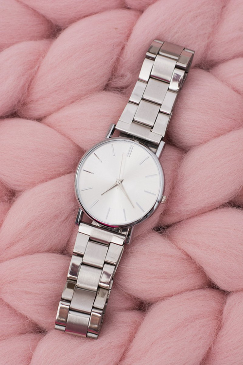 Stylish Silver Women Watch with Bracelet