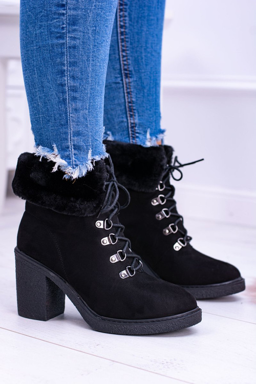 Černé dámské kotníkové boty s kožešiny Influence