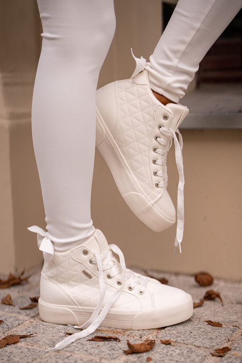 Zateplené Dámske Tenisky S Prešívaním Biele Big Star OO274A479