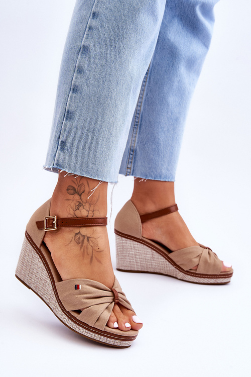 Dámské Sandály Na Spleteném Klínu Tmavě béžová Judith