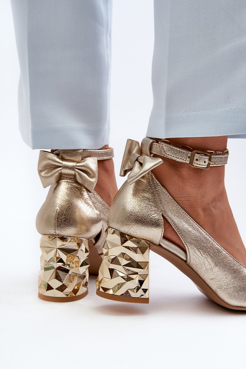 Kožené lodičky S Mašlí Maciejka 05059-25 Zlaté