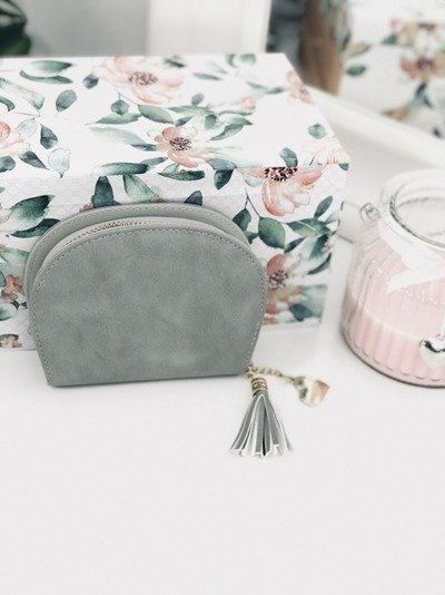 Large Women's Black Trendy Wallet Gold Zipper