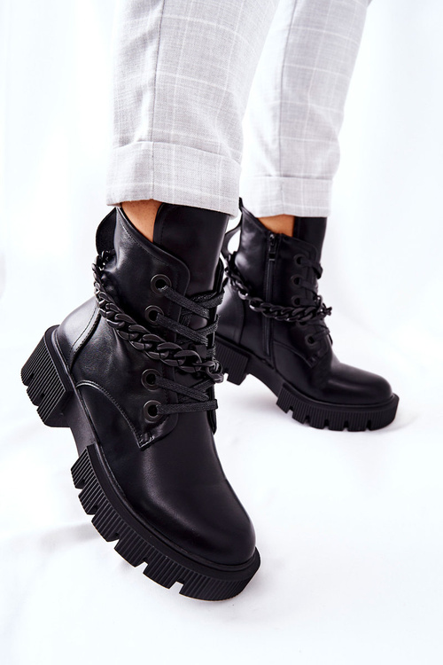 Čierne topánky na izbové kože