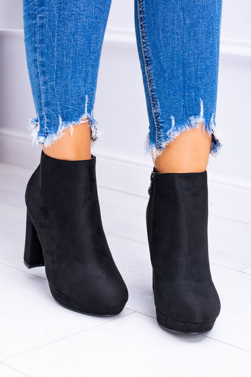 Černé nubukowe boty na baru Emoretto