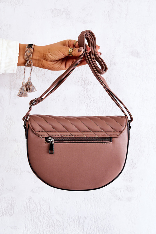 Prošívaná taška na dopisy s magnetem Cappucino Meridith