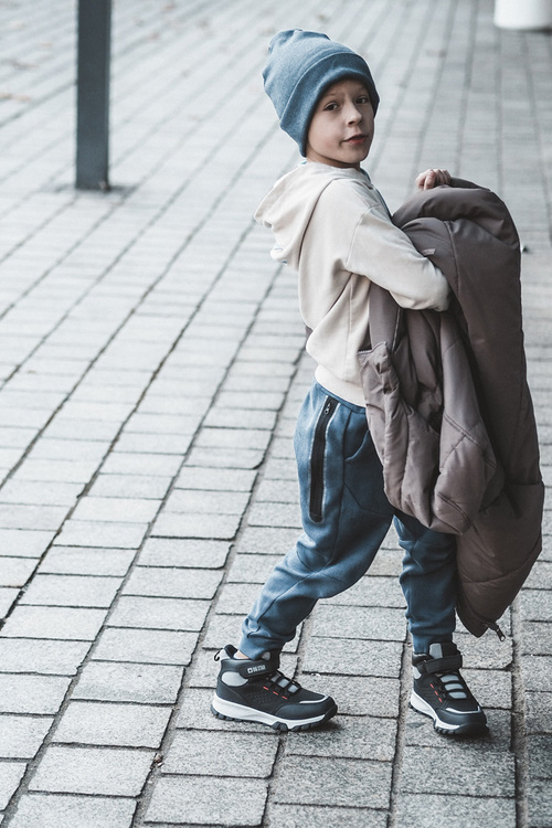 Detská turistická pamäť pena čierna veľká hviezda KK374121