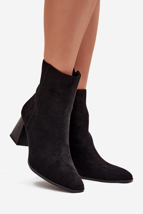 Dámske Čižmy Z Eko Semišu Na Opätku So Zipsom Čierne Zelita