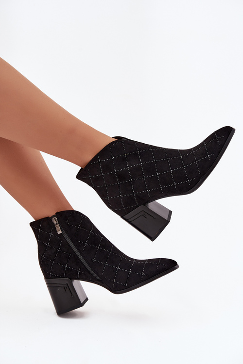 Dámske čižmy na opätku s ozdobou D&A MR52-133 Čierne