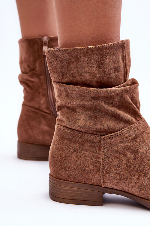 Rozdvojené Semišové Boty Na Ploché Podpatku Hnědé Manuvia