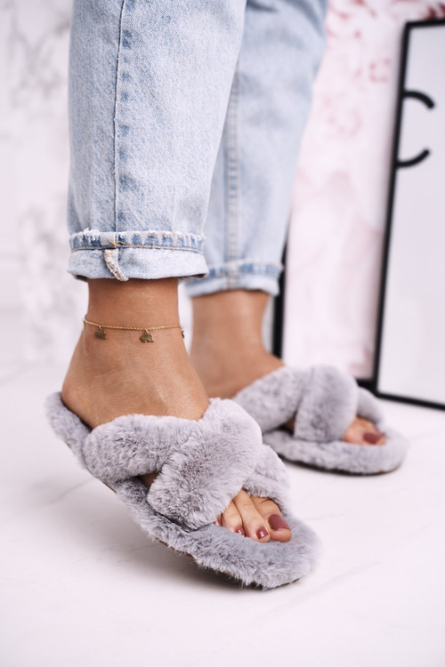 Dámske sivé kožušiny sivé čas