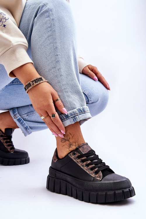 Dámske kožené športové topánky na platforme čierna Alison