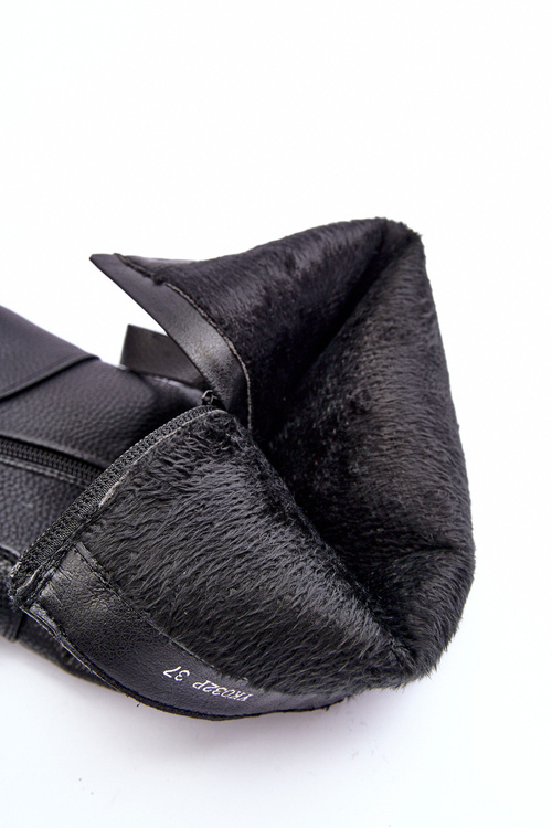 Čierne kožené topánky na klinách