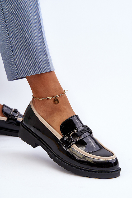 Dámske lakovane poltopánky mokasíny S.Barski HY336A čierne