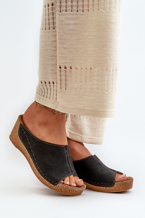 Pohodlné Dámské Sandály Na Klínku Inblu NG000002 Černé