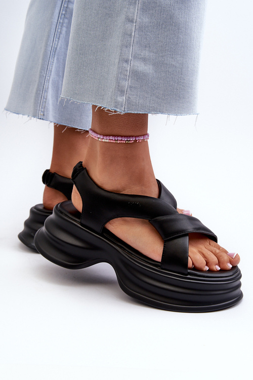 Zazoo 2743 Zamszové Sandále Na Klinu Čierne