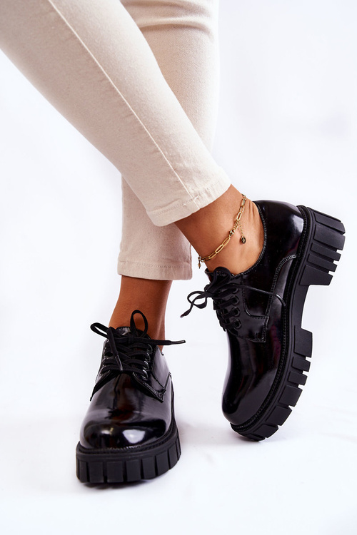 Módne lakované topánky la.fi 210013b-nl čierna