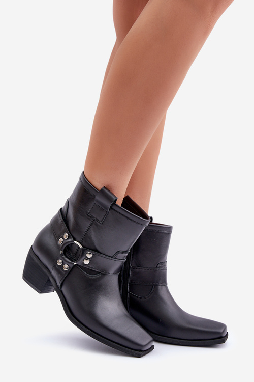 Boty Z Přírodní Kůže Na Podpatku Černé Zazoo 3444/2