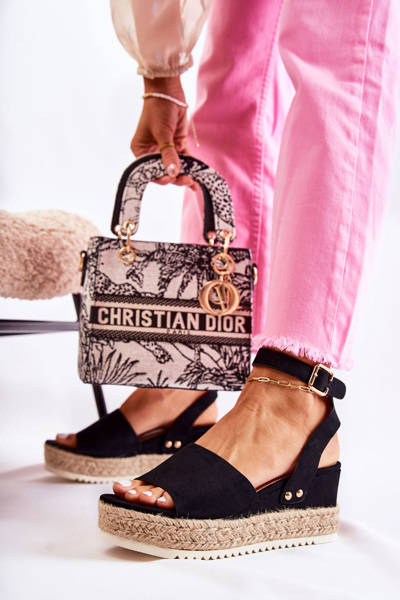 Lisabonské semišové sandále