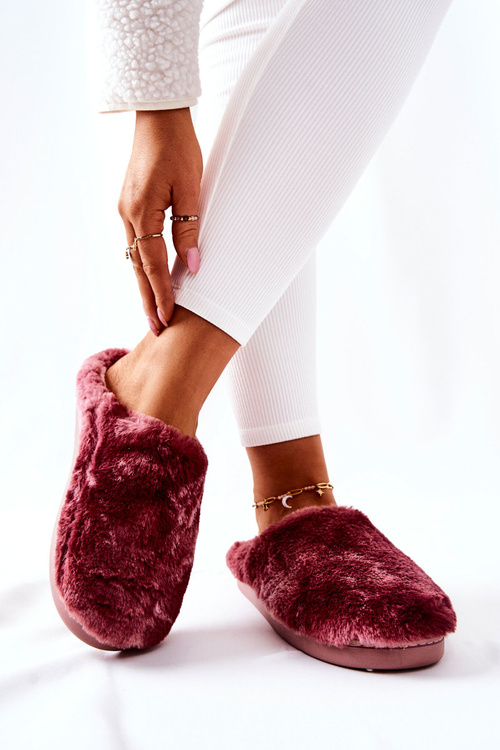 Papci izolovaná kožušinová ružová mecy