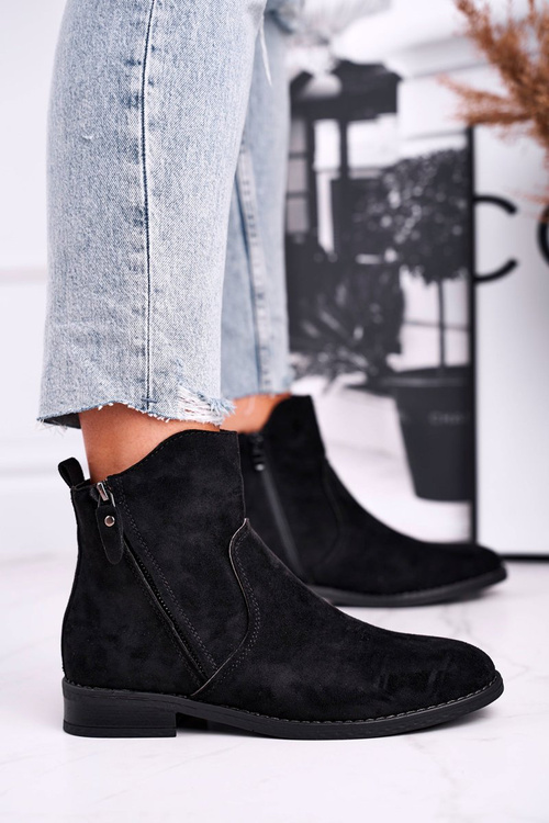 Dámske topánky, ploché, ktoré sa nachádzajú, čierne značky