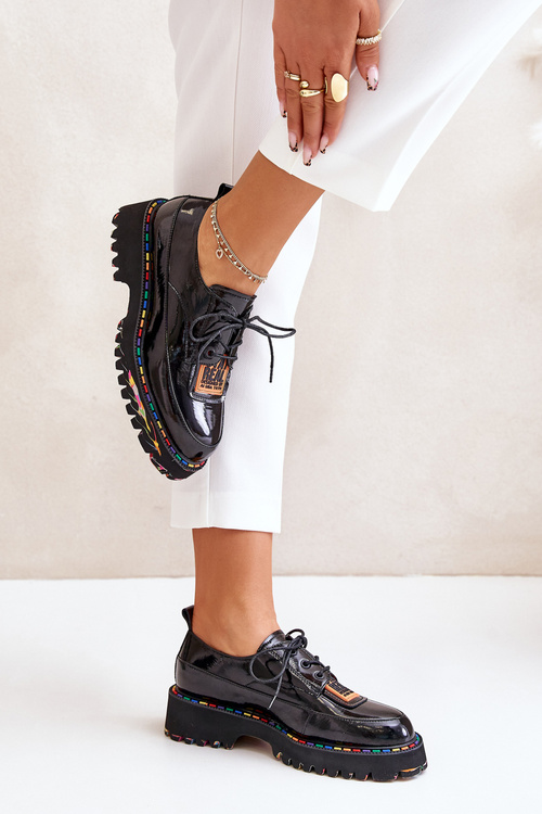 Lakované dámské polobotky na šněrování Artiker 55C0499 Černé