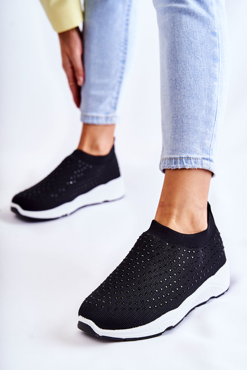 Dámske posuvné športové topánky s čiernymi zirkónmi Calsey