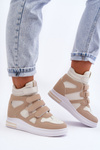 Dámske vysoké športové topánky na skrytom klinovom béžovom inari