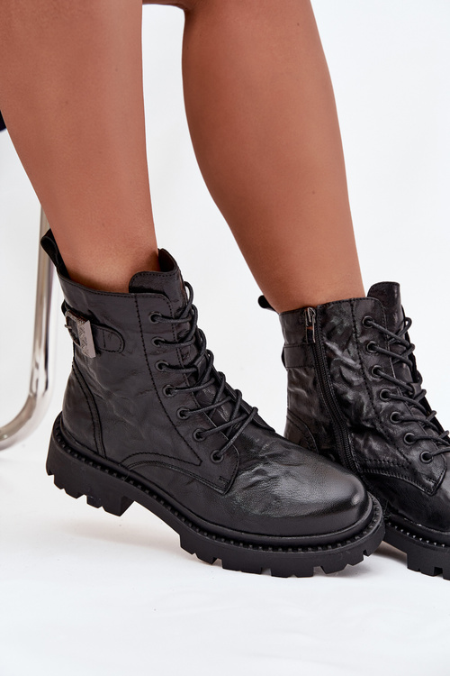 Kožené dámské kotníkové boty s efektem mačkání a sponou Artiker 57C1008 Černé