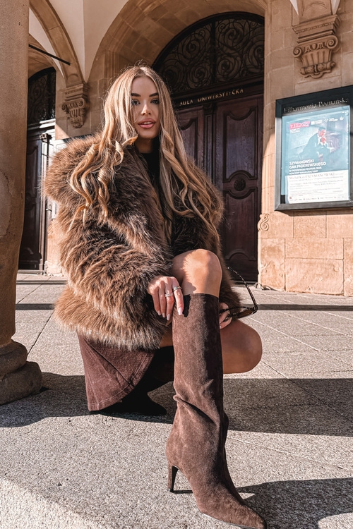 Dámske čižmy z eko semišu Nazúvacie na opätku Čokoládové Phelin