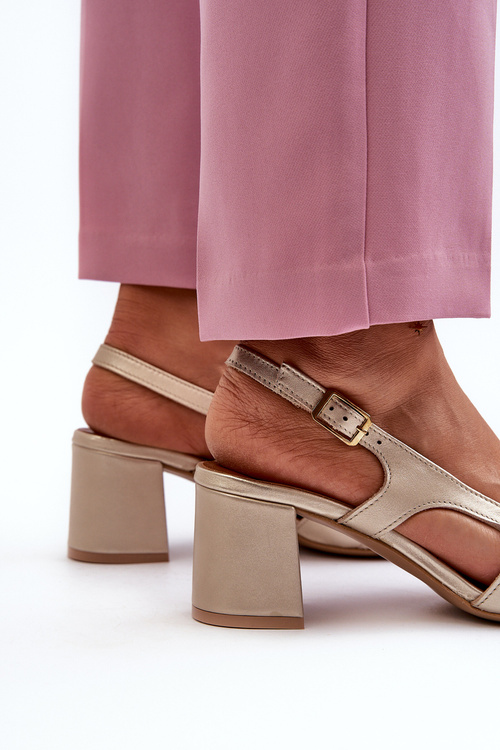 Kožené sandály na podpatku Maciejka 06419-25 Zlaté