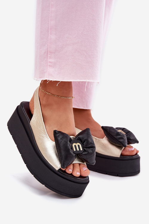 Dámské kožené sandály na platformě s mašlí CheBello 4641 zlaté-černé