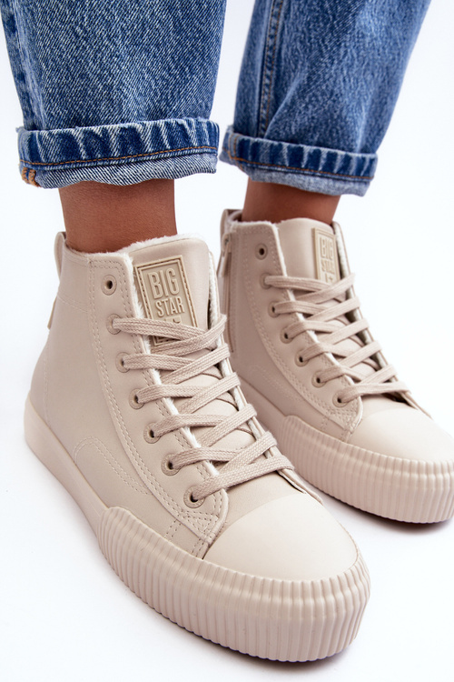 Dámske tenisky izolované na veľkej hviezde MM274018 Light Beige Slider