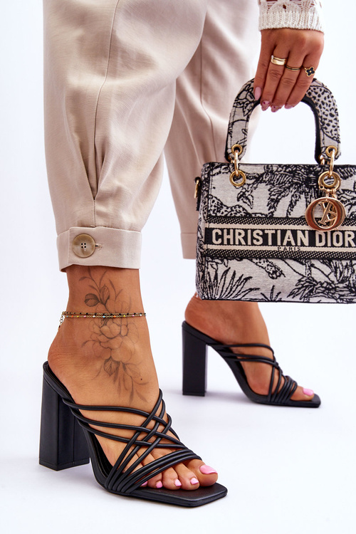 Vysoké podpätky s čiernymi Beec pásmi