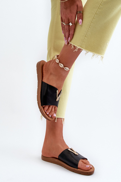 Dámské sandály na ploché podrážce s ozdobou z ekokože Černé Makia