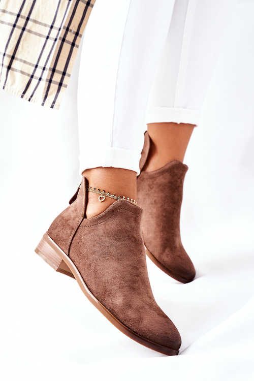 Ženský semide izolovaný béžová joaliene