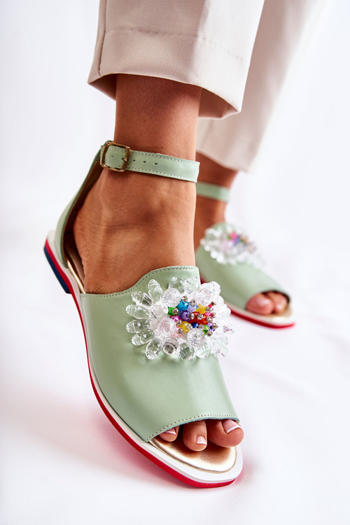 Dámské kožené sandály s zdobením zelená Nevassa