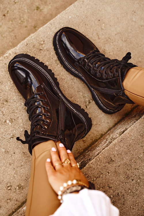 Dámské Kotníkové Ploché Boty Cerné Kognito