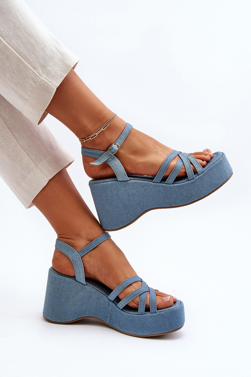 Modré sandále na platforme a klinové opätky Oporia