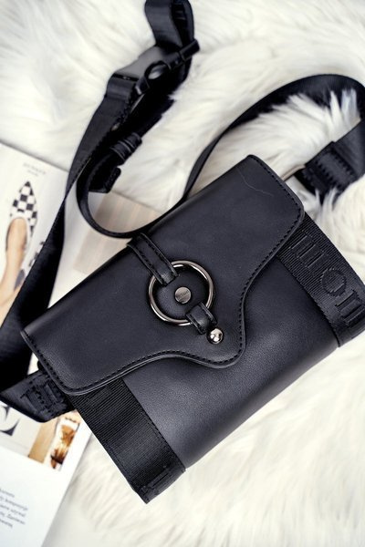 Monnari Dámska kabelka čierna obličková vrecká Bag0450-020