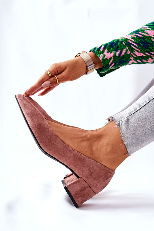 Semišové čerpadlá na ružovom mieste Rossie