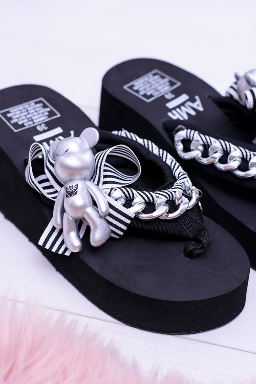 Damske černé extravagantní žabky Shock