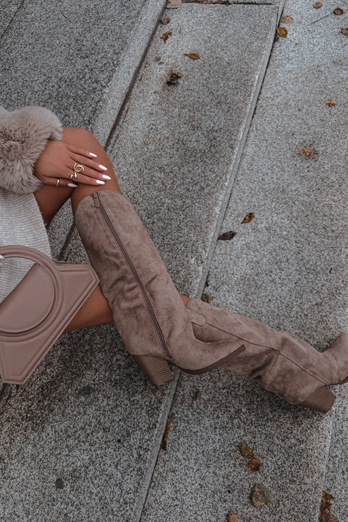 Oceplane cowboy kozačky na podpatku z eko semiše béžové Mavine Kozaki Damskie