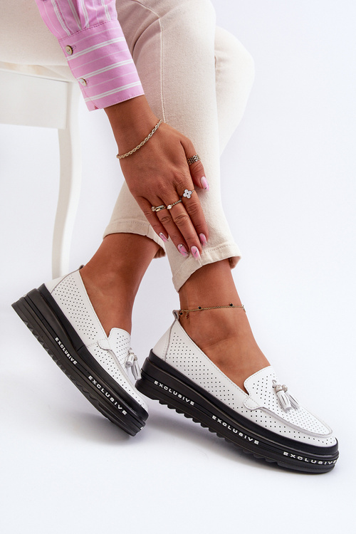 Biele dámske kožené mokasíny na platforme Assetnima