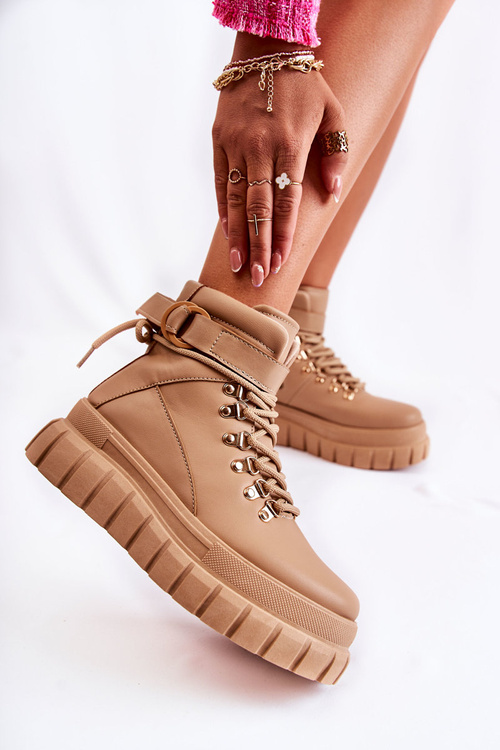 Módne ženské topánky na platforme s béžovým pásom Laba Belt